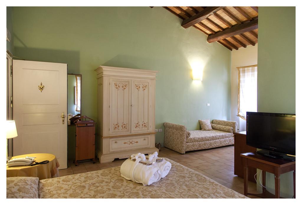 Palazzo Guiderocchi Hotel Ascoli Piceno Exterior photo